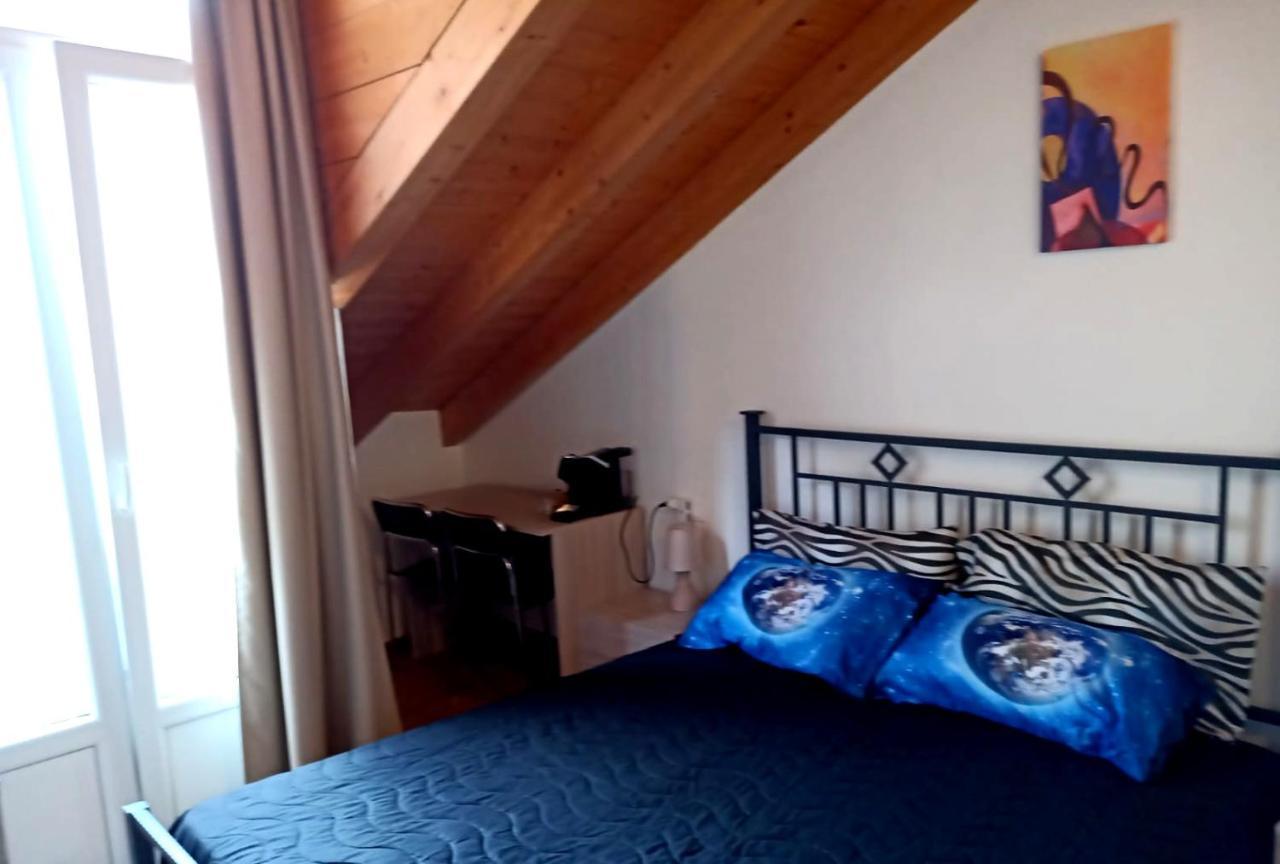 L'Angelo Apartment Omegna Bagian luar foto