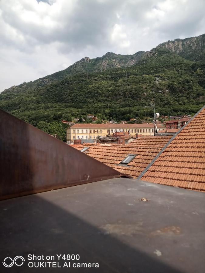 L'Angelo Apartment Omegna Bagian luar foto